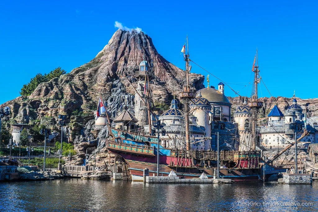 Tokyo DisneySea - Fortress and Mount Prometheus